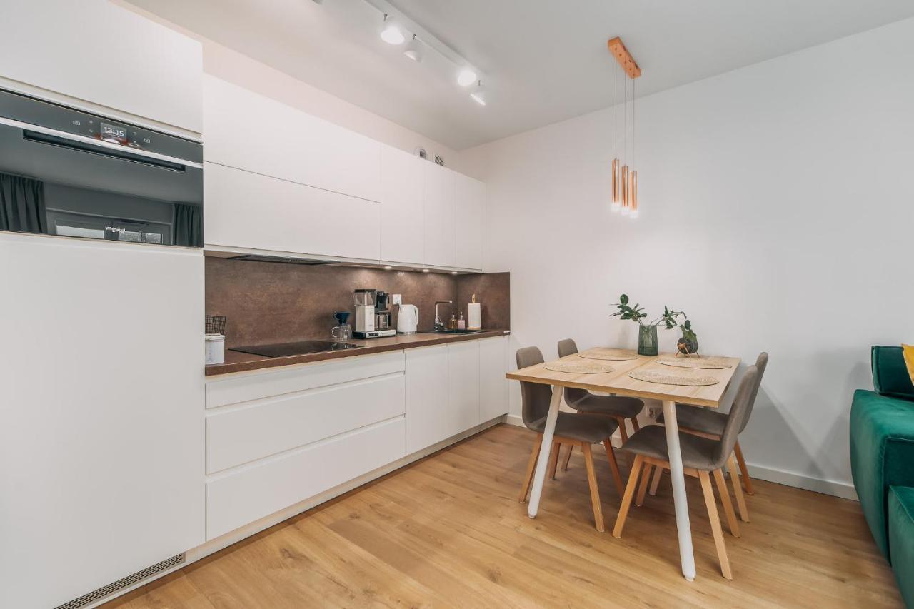 Nadmorskie Tarasy Apartament Wave Surfingbird Kolberg Exterior foto