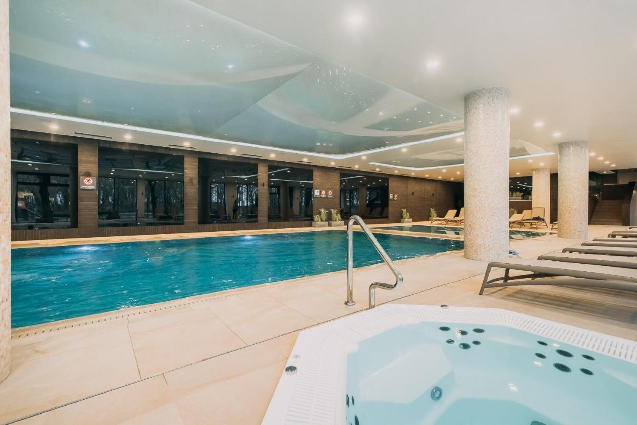 Nadmorskie Tarasy Apartament Wave Surfingbird Kolberg Exterior foto
