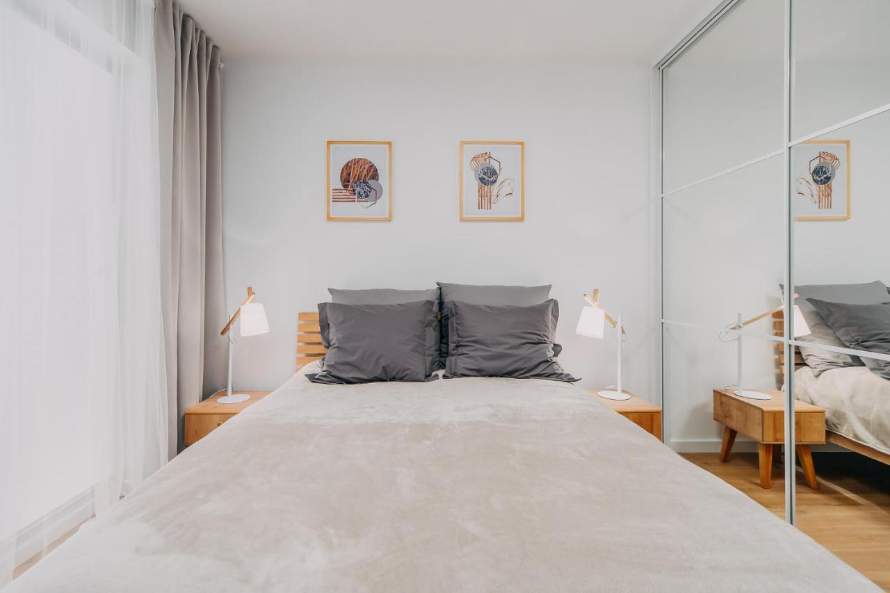 Nadmorskie Tarasy Apartament Wave Surfingbird Kolberg Exterior foto