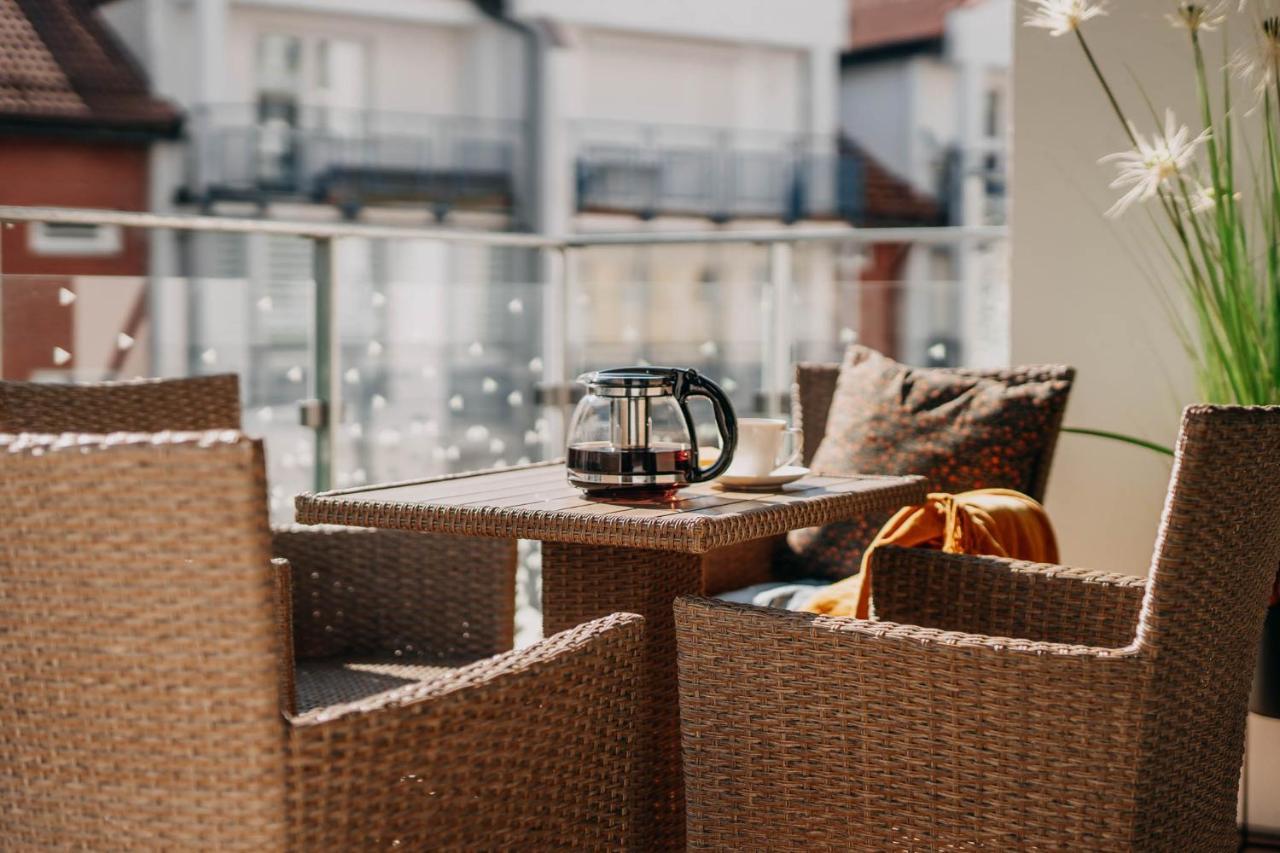 Nadmorskie Tarasy Apartament Wave Surfingbird Kolberg Exterior foto